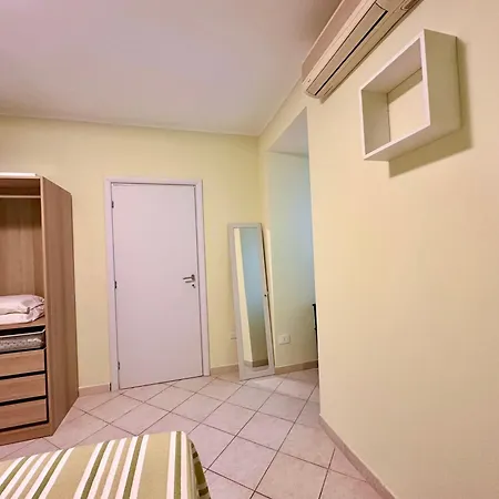 Life In Naples