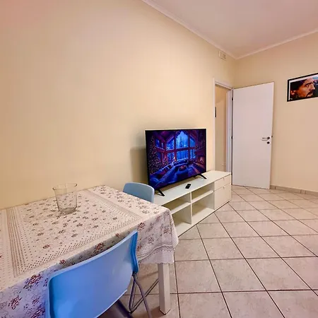 Life In * Naples