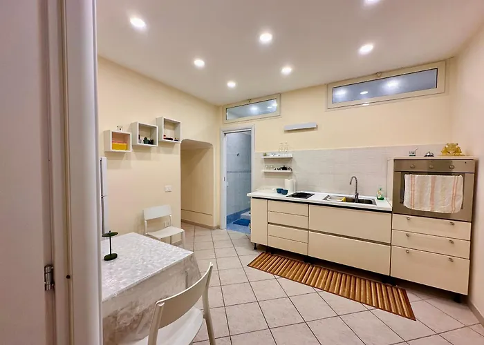Apartman Life In *