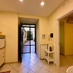 Life In Lejlighed Napoli