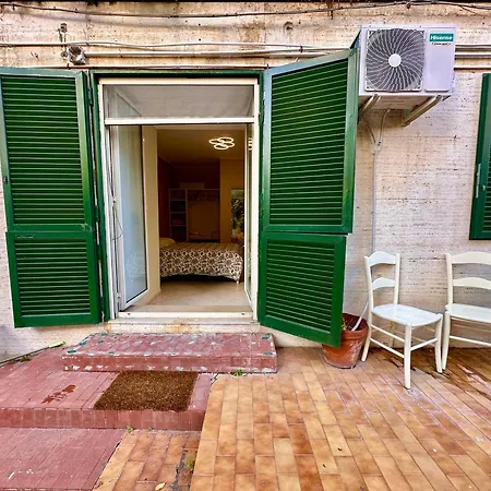 Life In Napoli